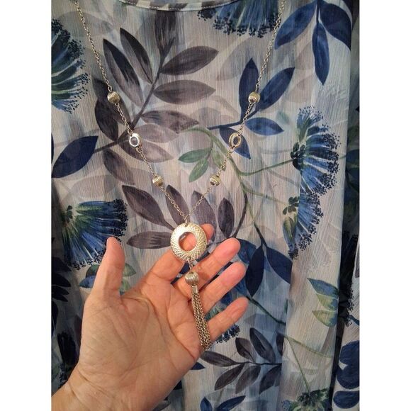 Alfred Dunner Top 22W Tank w/attached Sheer Poncho & Silver Necklace - Picture 6 of 9